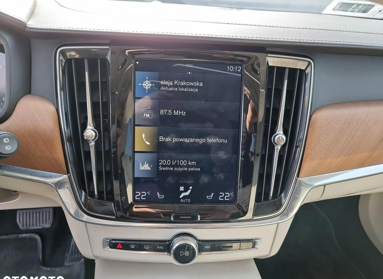 Volvo V90 cena 149000 przebieg: 106117, rok produkcji 2019 z Sieraków małe 379